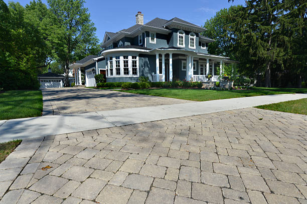 Best Driveway Paving Contractor  in Natchez, MS